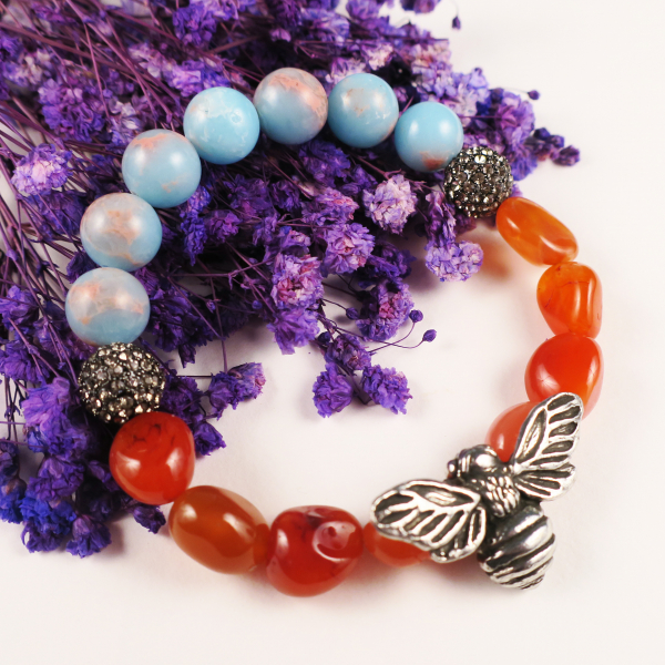 bee stretch bracelet