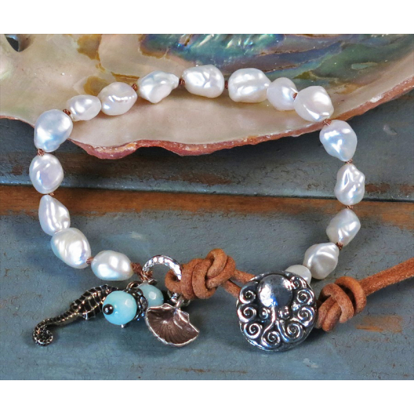 Boho pearl bracelet