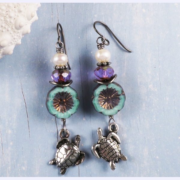 Beachy sea turtle earrings