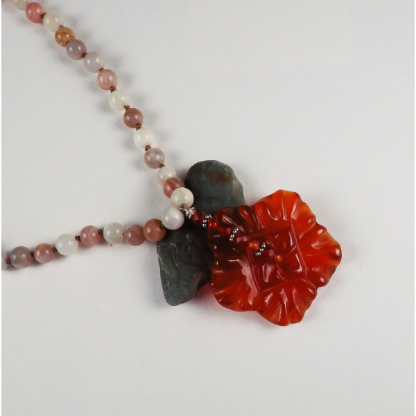 knotted moonstone necklace