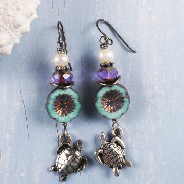 Beachy sea turtle earrings