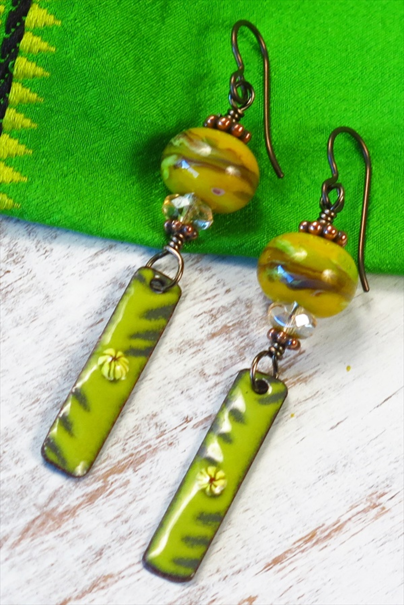 Free Shipping Sites >> Handmade Lampwork and Enameled green earrings | Handmade Jewelry Free Shipping Sites >> Handmade Lampwork and Enameled green earrings | Handmade Jewelry